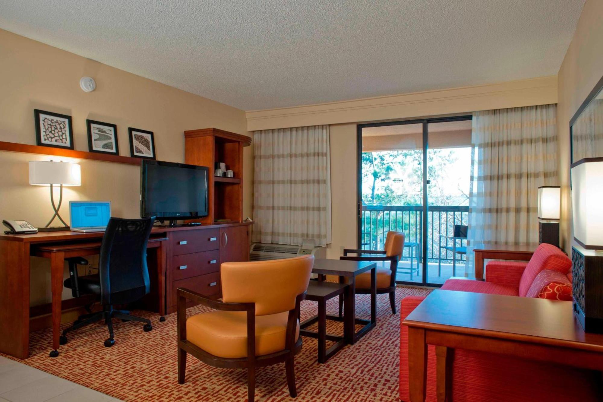 คอร์ตยาร์ด กัลฟ์ชอร์ส คราฟต์ ฟาร์ม Hotel ภายนอก รูปภาพ